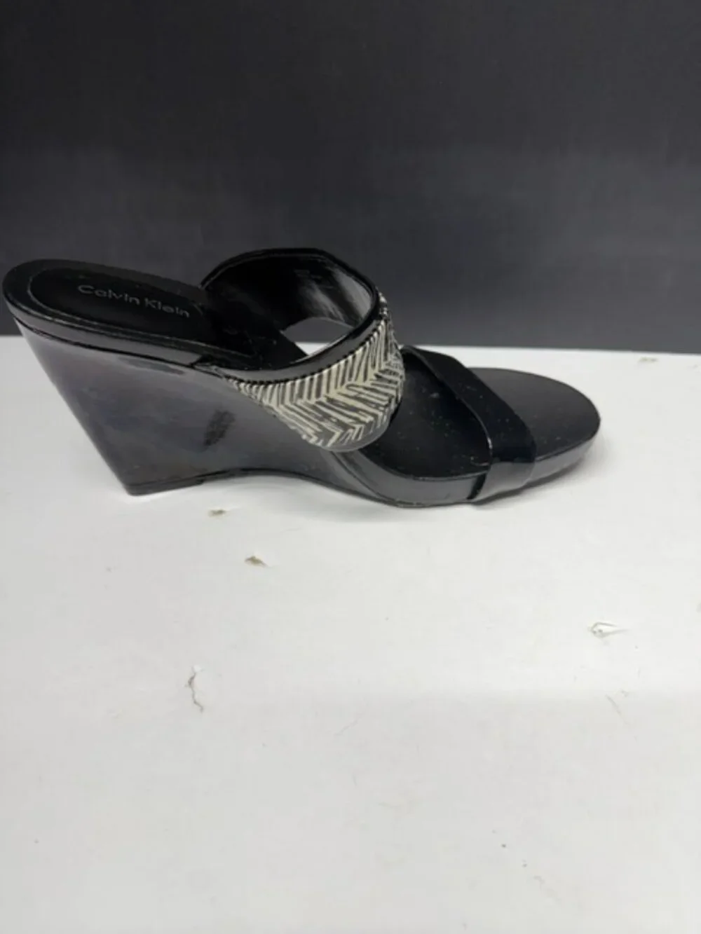 Calvin Klein Omira Wedge Sandal Woman's Size 9.5